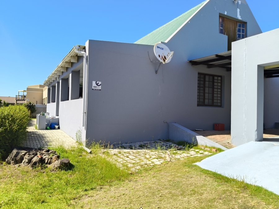 3 Bedroom Property for Sale in Wavecrest Eastern Cape
